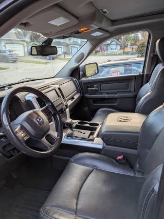 2012 Dodge, dovoz Kanada — foto 7 z 7