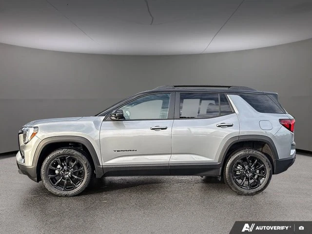 2026 GMC Terrain AWD Elevation, šedá, 18 km, dovoz Kanada — foto 2 z 20