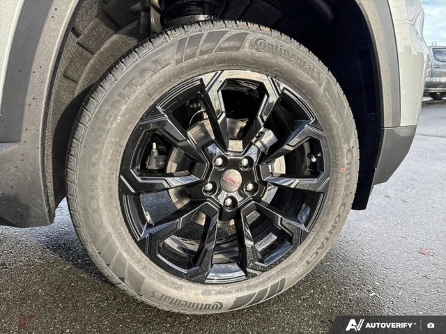 2026 GMC Terrain AWD Elevation, šedá, 18 km, dovoz Kanada — foto 9 z 20
