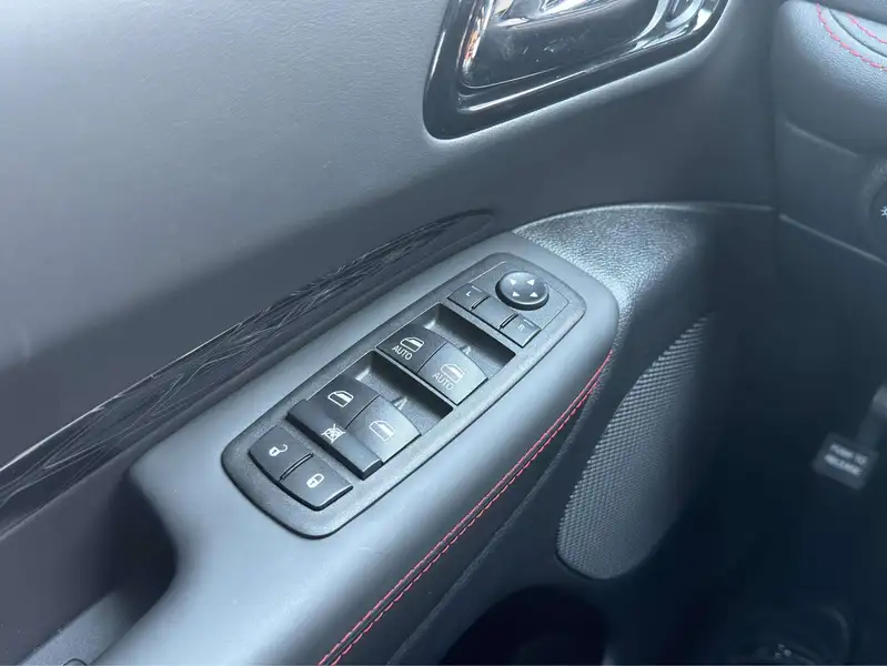 2025 Dodge Durango GT, šedá, 90 km, dovoz Kanada — foto 9 z 12