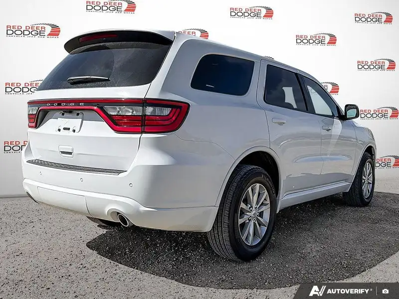 2026 Dodge Durango SXT, bílá, 11 km, dovoz Kanada — foto 5 z 12