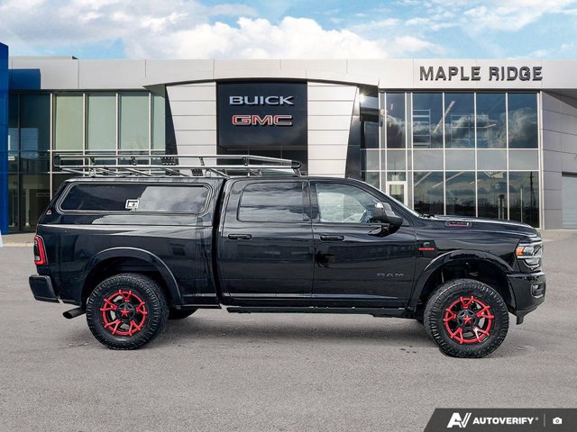2021 RAM 3500 Laramie, stříbrná, 125 397 km, dovoz Kanada — foto 6 z 20
