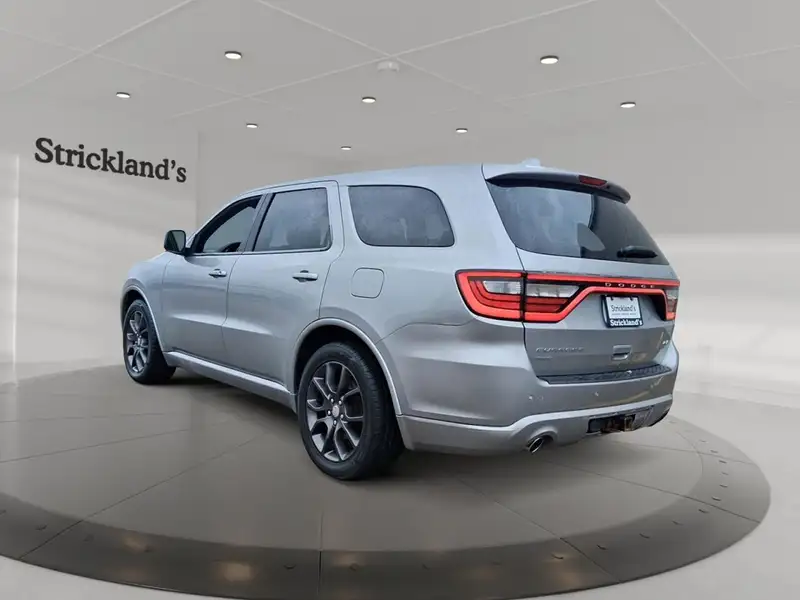 2017 Dodge Durango R/T, stříbrná, 159 824 km, dovoz Kanada — foto 4 z 12
