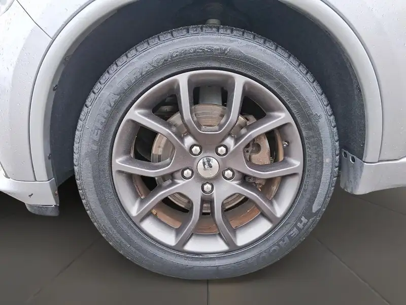 2017 Dodge Durango R/T, stříbrná, 159 824 km, dovoz Kanada — foto 7 z 12