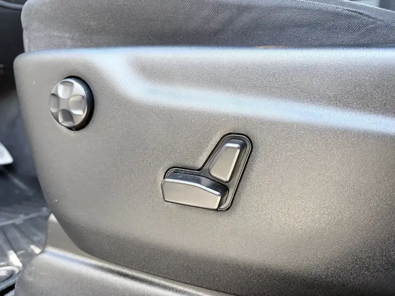 2024 Dodge Durango SXT |, šedá, 79 757 km, dovoz Kanada — foto 12 z 12