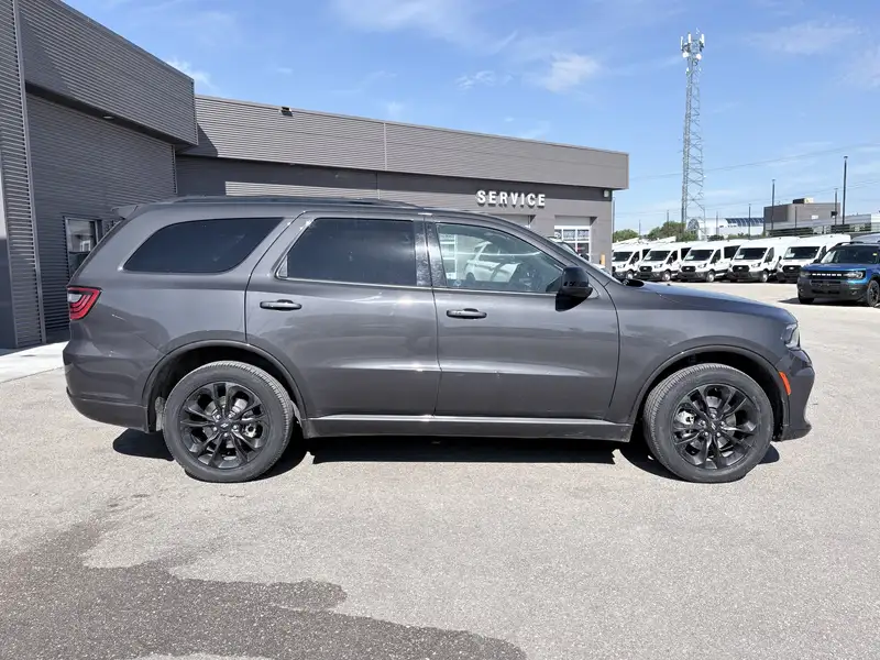 2024 Dodge Durango SXT |, šedá, 79 757 km, dovoz Kanada — foto 6 z 12