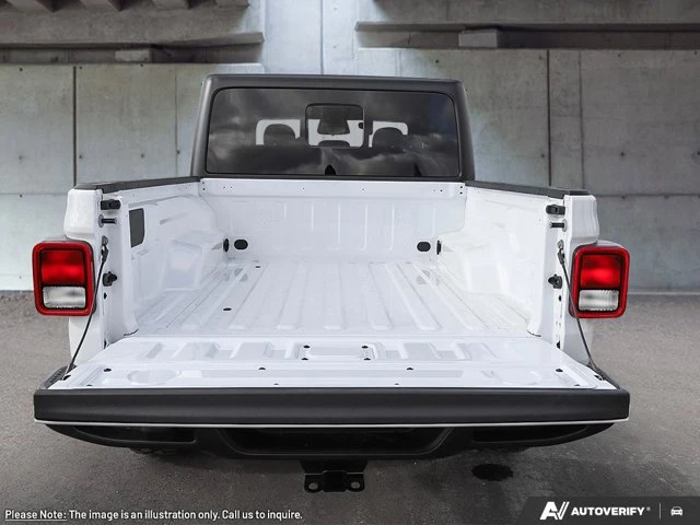 2026 Jeep Gladiator Willys, bílá, dovoz Kanada — foto 8 z 12