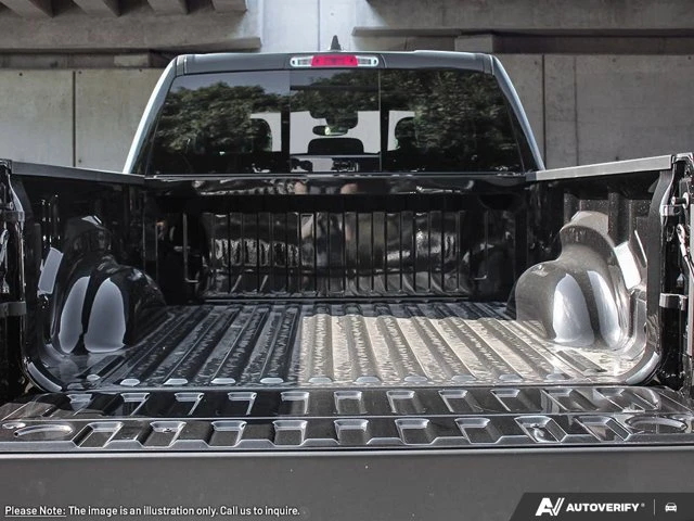 2026 RAM 1500 Warlock, černá, 26 km, dovoz Kanada — foto 8 z 20