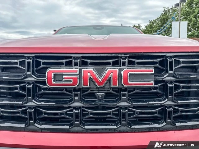 2026 GMC Canyon Elevation, červená, 52 km, dovoz Kanada — foto 12 z 20