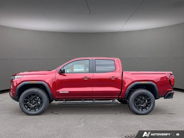 2026 GMC Canyon Elevation, červená, 52 km, dovoz Kanada — foto 2 z 20
