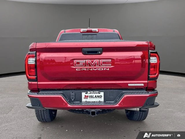 2026 GMC Canyon Elevation, červená, 52 km, dovoz Kanada — foto 4 z 20