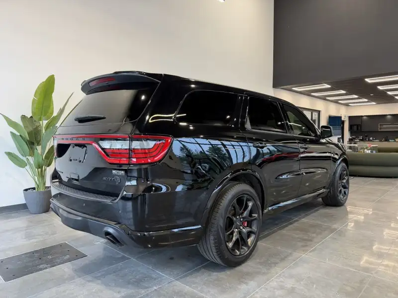 2024 Dodge Durango SRT Hellcat Premium, černá, 18 338 km, dovoz Kanada — foto 3 z 12