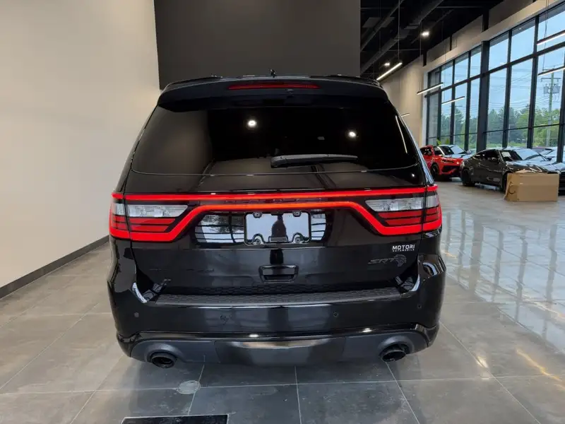 2024 Dodge Durango SRT Hellcat Premium, černá, 18 338 km, dovoz Kanada — foto 4 z 12