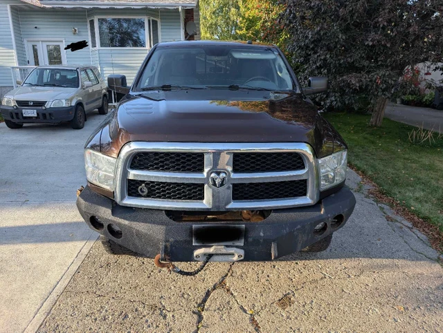 2015 Dodge Ram2500, 207 000 km, dovoz Kanada — foto 3 z 5