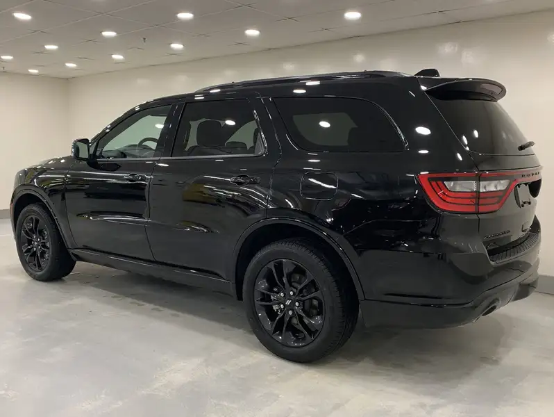 2026 Dodge Durango GT Plus, černá, 5 657 km, dovoz Kanada — foto 3 z 12