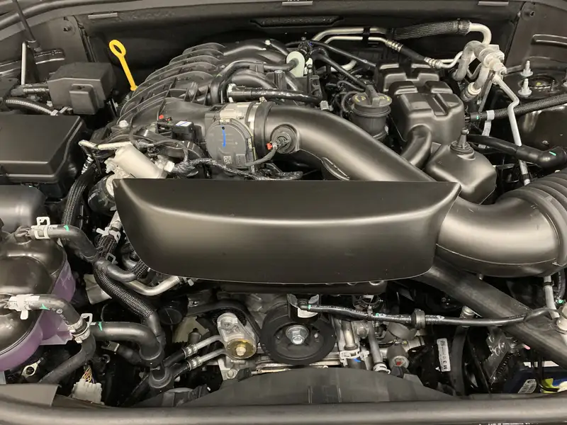 2026 Dodge Durango GT Plus, černá, 5 657 km, dovoz Kanada — foto 6 z 12