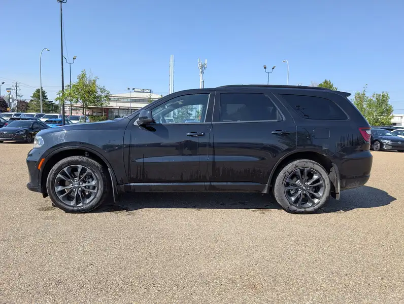 2025 Dodge Durango GT, černá, 4 084 km, dovoz Kanada — foto 3 z 12