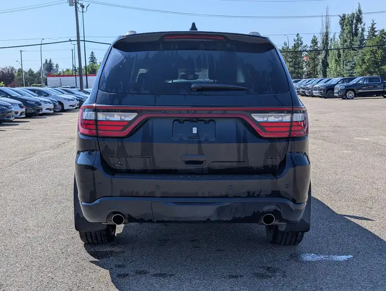 2025 Dodge Durango GT, černá, 4 084 km, dovoz Kanada — foto 5 z 12