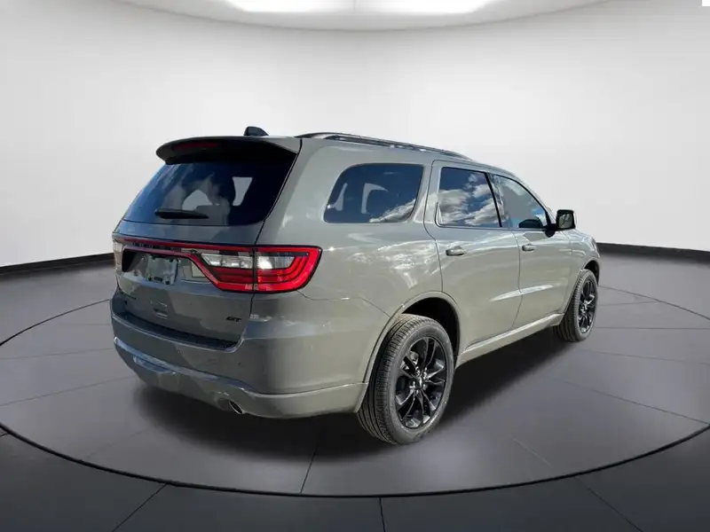 2026 Dodge Durango GT Plus, šedá, 4 700 km, dovoz Kanada — foto 5 z 12