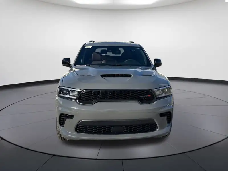 2026 Dodge Durango GT Plus, šedá, 4 700 km, dovoz Kanada — foto 8 z 12