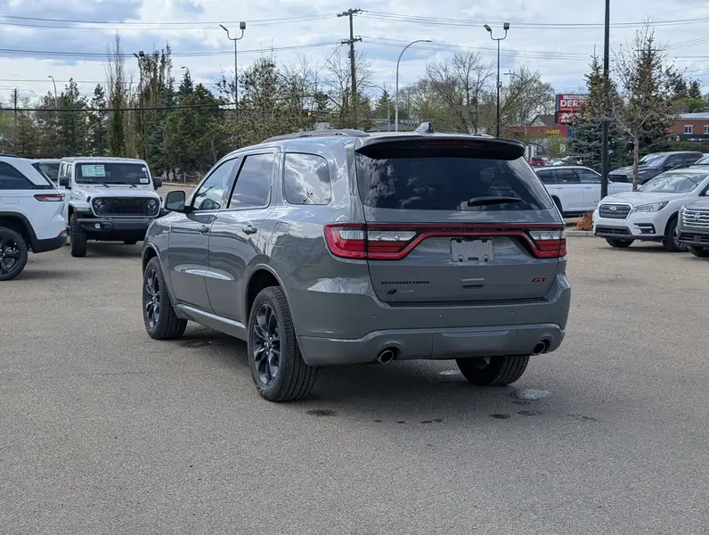 2026 Dodge Durango GT Plus, šedá, 1 514 km, dovoz Kanada — foto 4 z 12