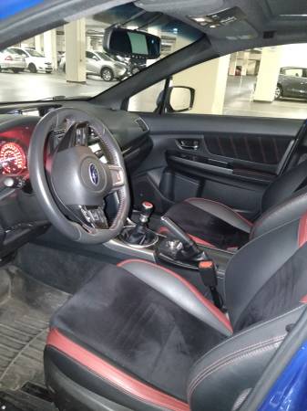 2016 Subaru, dovoz Kanada — foto 10 z 12
