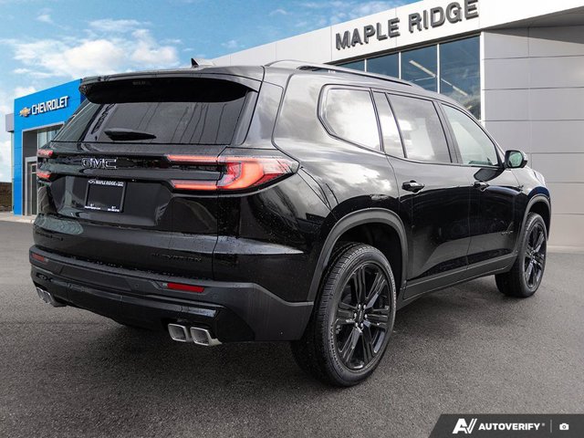 2026 GMC Acadia Elevation, černá, 7 km, dovoz Kanada — foto 5 z 20