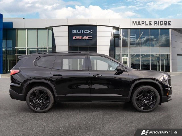 2026 GMC Acadia Elevation, černá, 7 km, dovoz Kanada — foto 6 z 20