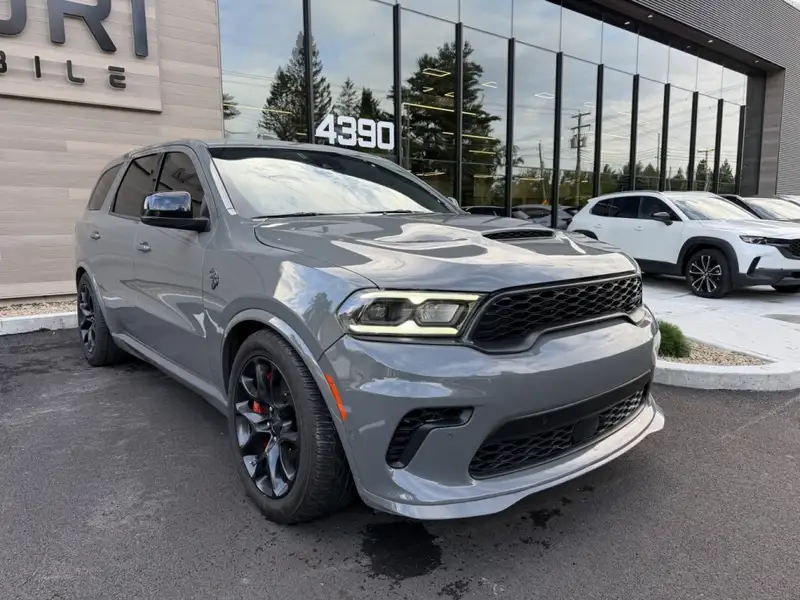 2023 Dodge Durango SRT Hellcat Premium, šedá, 37 207 km, dovoz Kanada — foto 4 z 12