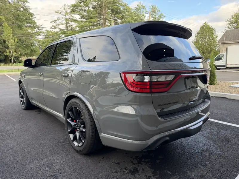 2023 Dodge Durango SRT Hellcat Premium, šedá, 37 207 km, dovoz Kanada — foto 7 z 12