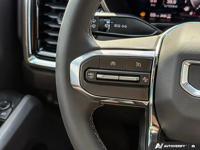 2026 GMC Canyon Elevation, šedá, 9 km, dovoz Kanada — foto 16 z 20