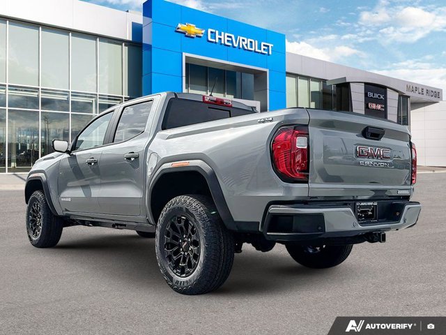 2026 GMC Canyon Elevation, šedá, 9 km, dovoz Kanada — foto 3 z 20