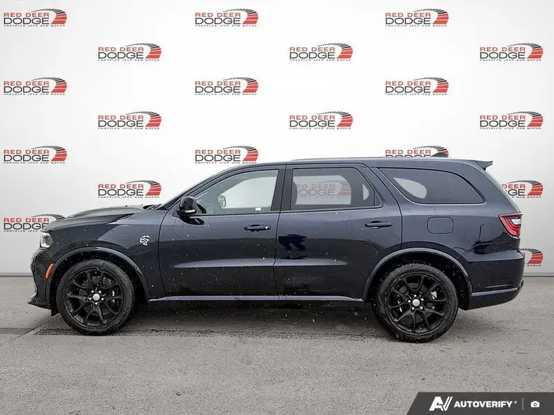 2025 Dodge Durango SRT Hellcat Hammerhead, modrá, 70 km, dovoz Kanada — foto 2 z 12