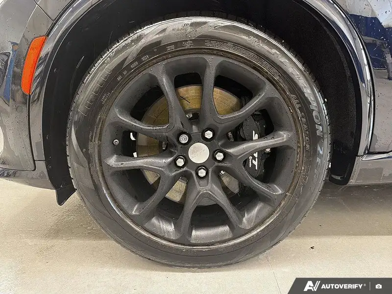 2025 Dodge Durango SRT Hellcat Hammerhead, modrá, 70 km, dovoz Kanada — foto 7 z 12