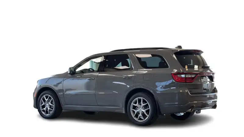2025 Dodge Durango AWD, šedá, 23 857 km, dovoz Kanada — foto 10 z 12
