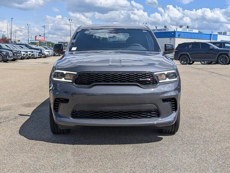 2026 Dodge Durango GT, šedá, 3 845 km, dovoz Kanada — foto 10 z 12