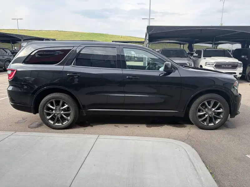 2016 Dodge Durango SXT AWD, černá, 172 079 km, dovoz Kanada — foto 8 z 12