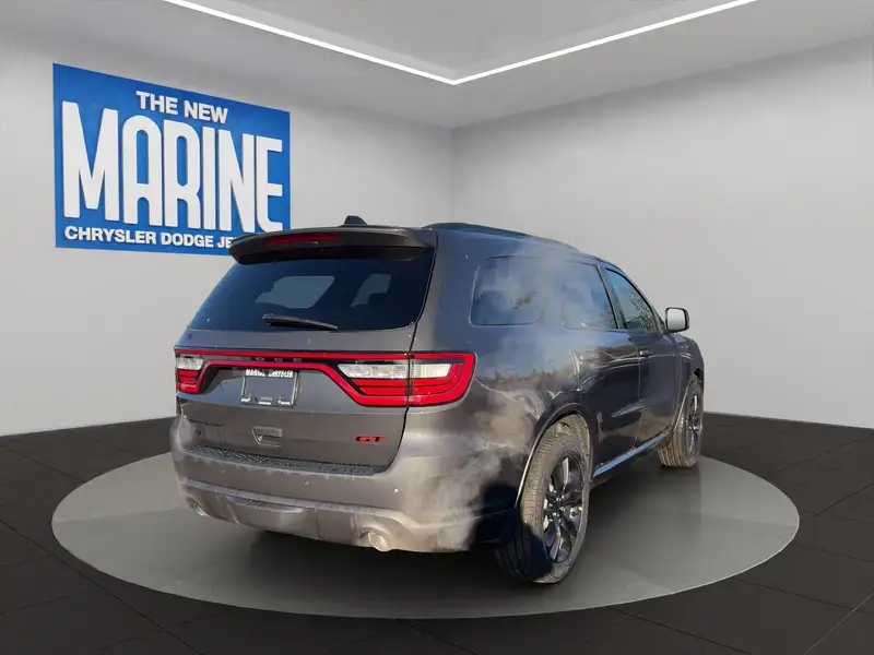 2026 Dodge Durango GT Plus, šedá, dovoz Kanada — foto 3 z 12