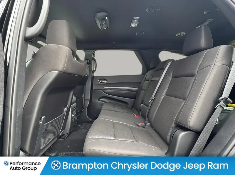 2026 Dodge Durango, černá, dovoz Kanada — foto 12 z 12