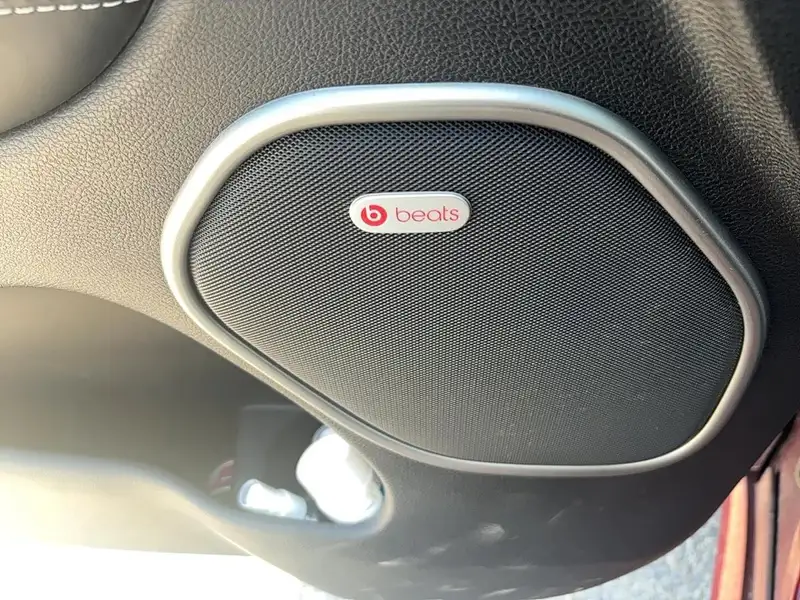 2018 Dodge Durango SRT, červená, 132 323 km, dovoz Kanada — foto 10 z 12