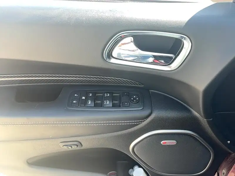 2018 Dodge Durango SRT, červená, 132 323 km, dovoz Kanada — foto 11 z 12