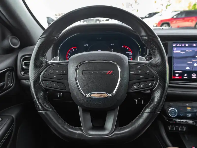 2022 Dodge Durango, bílá, 109 052 km, dovoz Kanada — foto 10 z 12