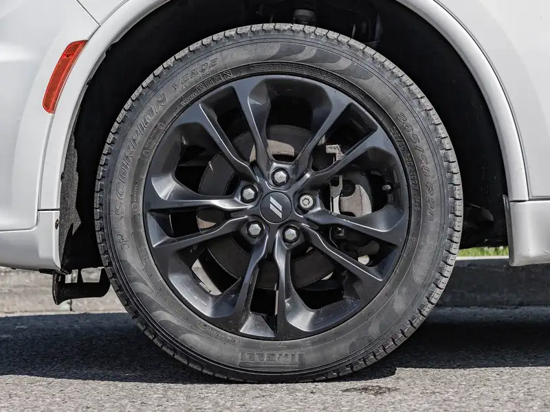 2022 Dodge Durango, bílá, 109 052 km, dovoz Kanada — foto 4 z 12