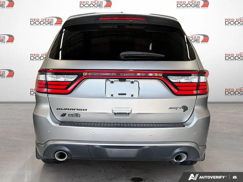 2023 Dodge Durango SRT Hellcat Premium, bílá, 28 000 km, dovoz Kanada — foto 4 z 12