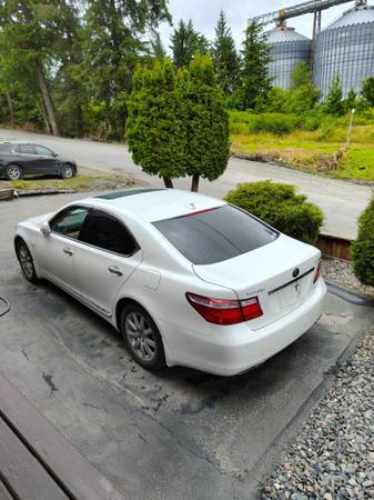 2008 Lexus, dovoz Kanada — foto 3 z 10