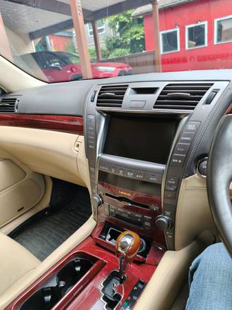 2008 Lexus, dovoz Kanada — foto 7 z 10