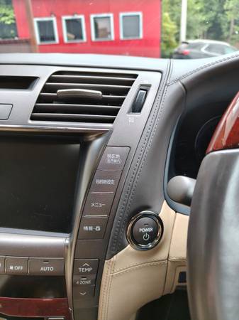2008 Lexus, dovoz Kanada — foto 8 z 10