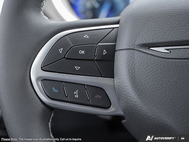 2027 Chrysler Pacifica Select, bílá, dovoz Kanada — foto 16 z 20