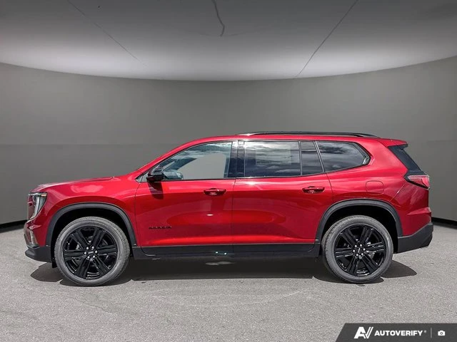 2026 GMC Acadia Elevation, červená, 15 km, dovoz Kanada — foto 2 z 20