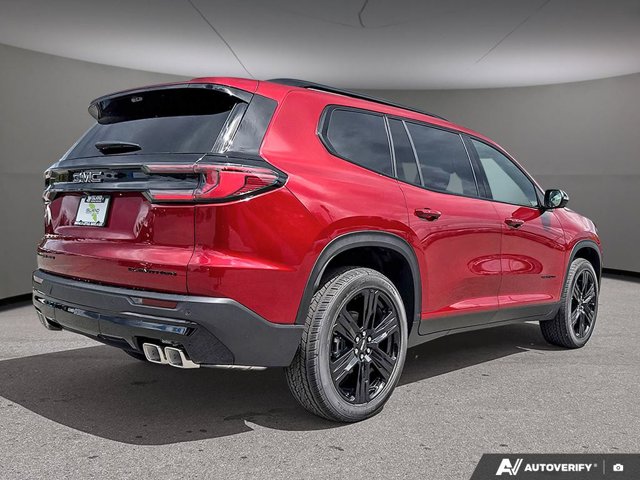 2026 GMC Acadia Elevation, červená, 15 km, dovoz Kanada — foto 5 z 20